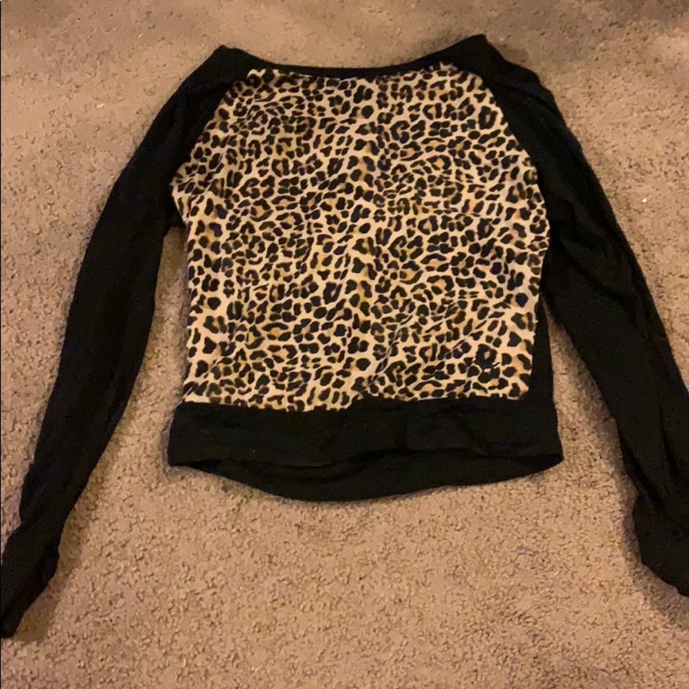 Women’s shirt